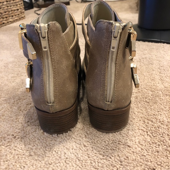 Seychelles “Scoundrel” Buckle bootie - Picture 4 of 6